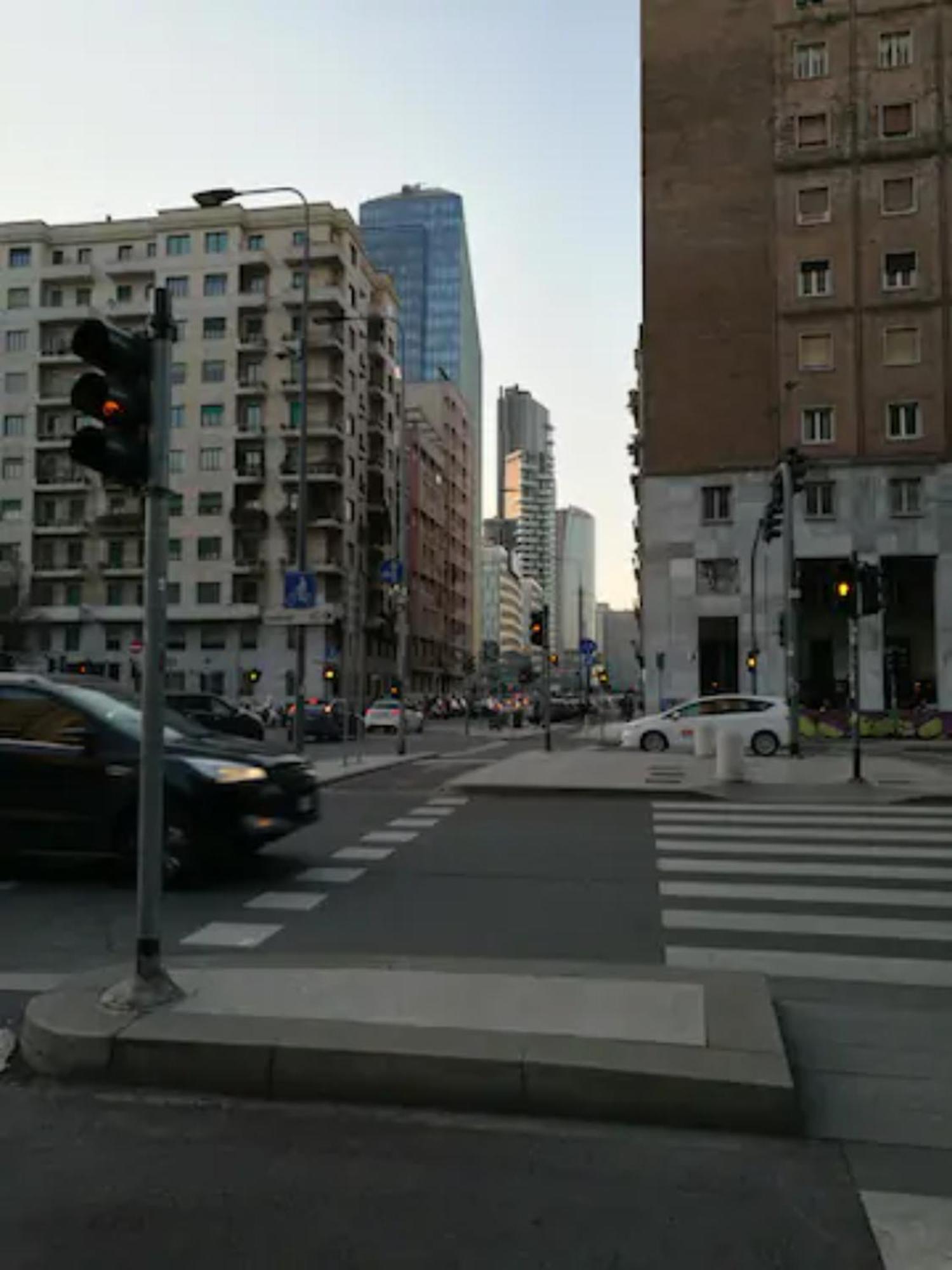 Suite Mm3/Repubblica A 5 Minuti Dal Duomo Milánó Kültér fotó